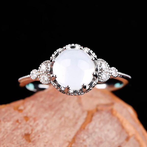 

wedding rings exquisite white opal stone for women silver color tibetan round moonstone ring female party bridal jewelry gift, Slivery;golden