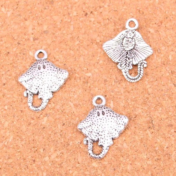 Charms Stingray Pesce Ciondoli antichi, gioielli in argento tibetano vintage, fai da te per collana braccialetto 21x13mm