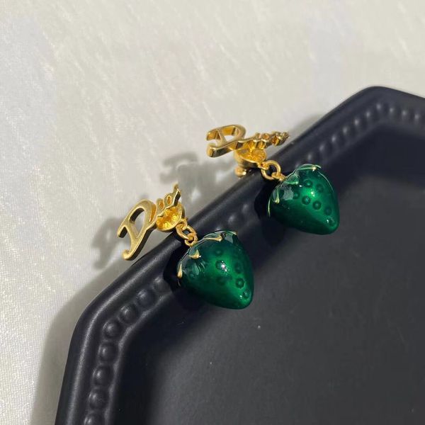 

design d's new glue dropping strawberry sweet fashion versatile star same high version earrings female, Golden
