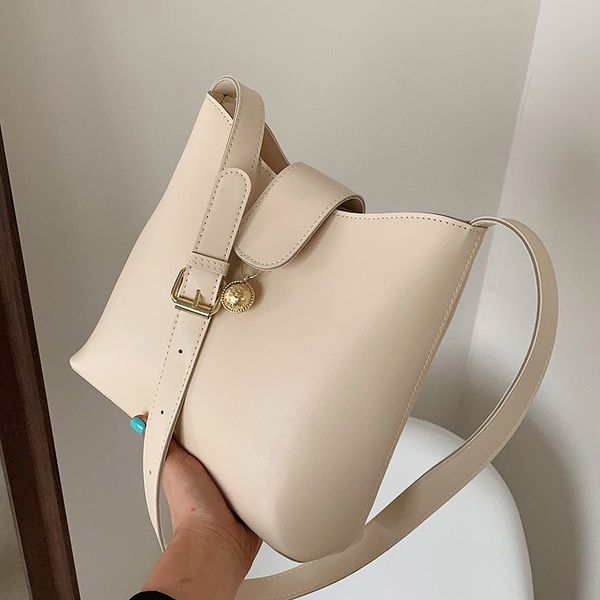 

female pu leather luxury designer shoulder bag brand handbag bucket messenger bag women 2021 crossbody simply purses bolsos sac