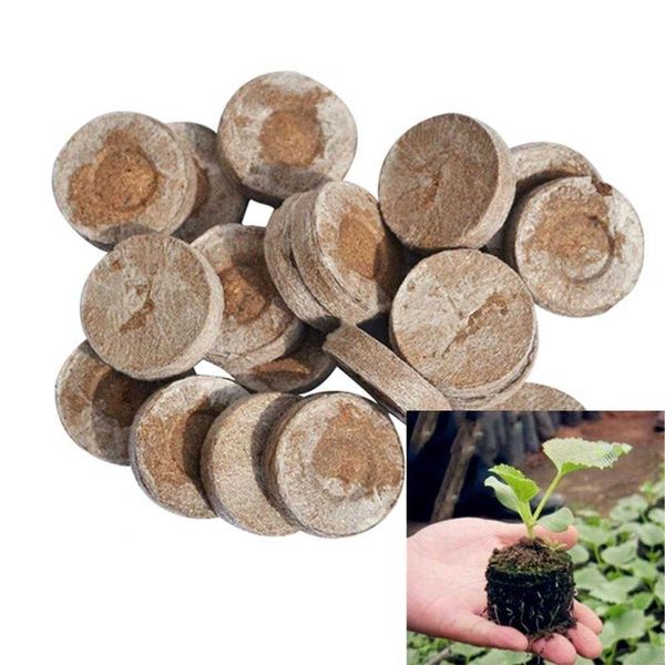 100 pcs Eco-friendly 30mm pellets de turfa sementes de bloco de solo a partir de pellet de turfa degradado ajuda a evitar choque raiz 210615