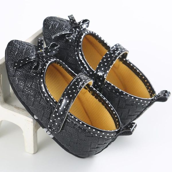 

first walkers fashion brand silver sparkle pointed baby shoes soft flat toddler princess girl sneakers scarpe chaussures crib leather slippe