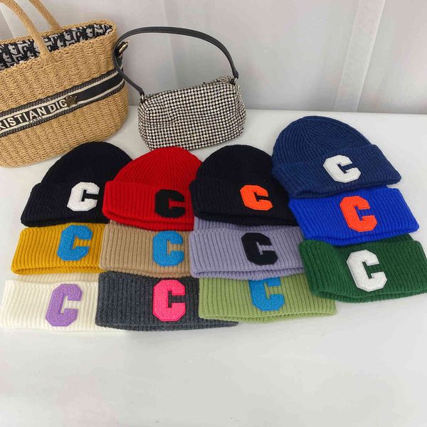 

factory wholesale 50% off korean autumn and winter thickened wool hat female candy color simple letter knitted warm couple ear protection co, Blue;gray