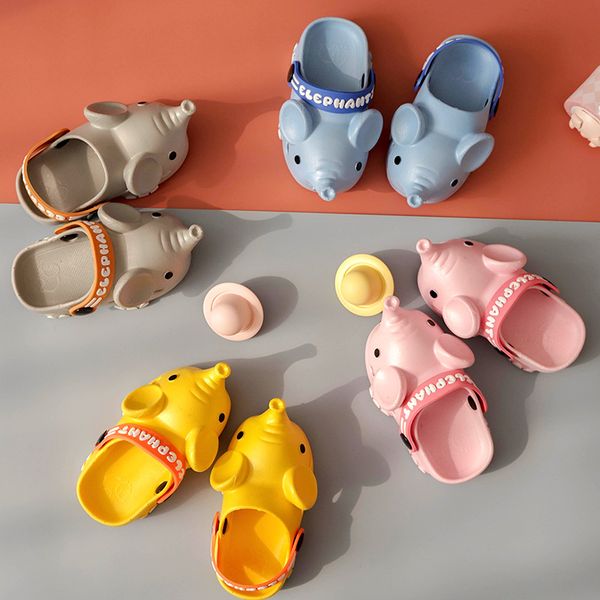 

2021 children hole shoes sandals and slippers summer cartoon non-slip sandal cute beach slipper baby elephant baotou, Black