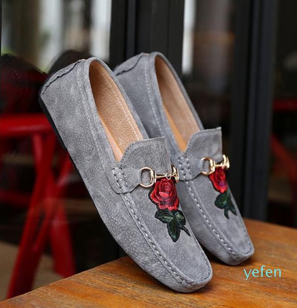 2021 nuovo stile indiano ricamo di seta appartamenti da uomo mocassini stile vintage slip on scarpe da festa scarpe casual da uomo stampa piatta in pelle