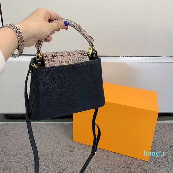 

luxurys designer tote shoulder wallets bags lock golden purse cowhide fashion crossbody messenger bag clutch snakegrain handbags women giae