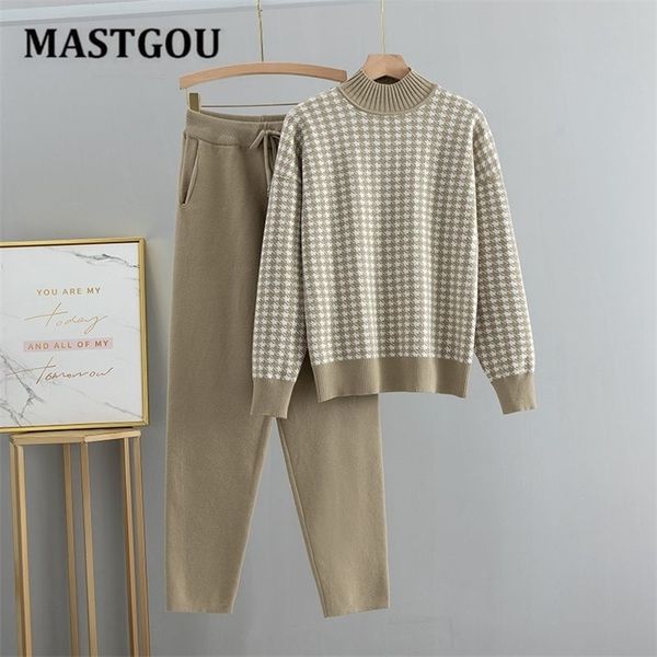 

mastgou oversized women's tracksuits winter thick warm turtleneck sweater overall pants suits two pieces knitted jumper sets 220315, White