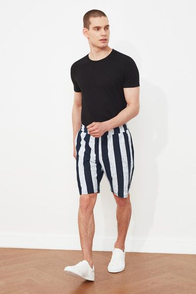 

men's shorts trendyol black men 's regular fit & bermuda tmnss21sr0421, White;black