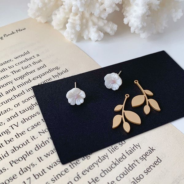 

silver needle s925 korean temperament earrings dongdamen net red shell flower metal leaf mori, Golden
