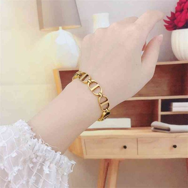 

70% off outlet online 2021 new classic bracelet, Black