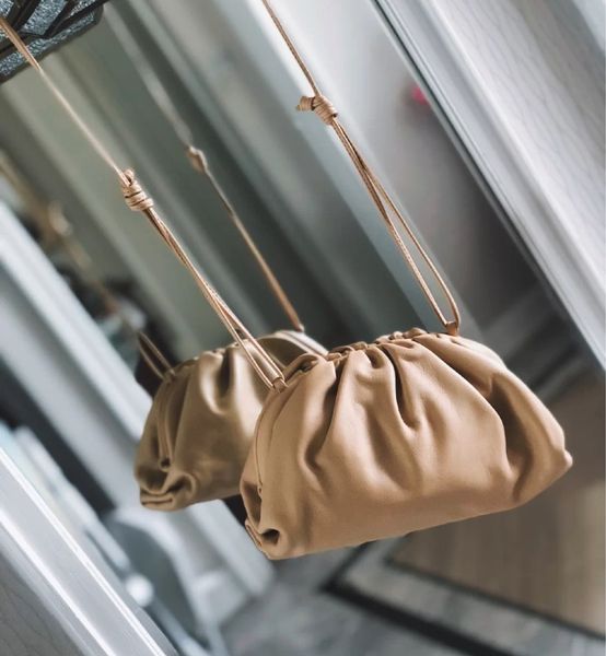 

70% off luxury design handbag spring and summer 2021 new makaron cloud fold clip soft leather women's one shoulder messenger bag dumpli