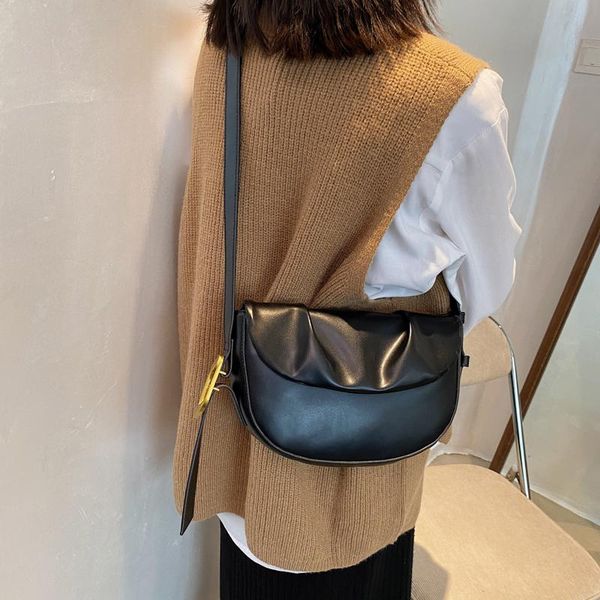 

evening bags pu leather saddle crossbody handbags for women 2021 korean fashion female shoulder baguette bag purses
