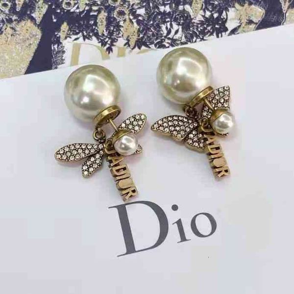 

dio/christian bee long ja letter diamond ear hanging fashion personality high version earrings female, Red;brown