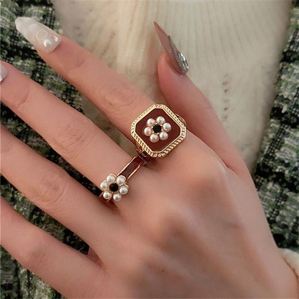 

2021 fashion metal open pearl flowers ring for women elegant epoxy lady rings jewelry accessories gift wedding, Slivery;golden