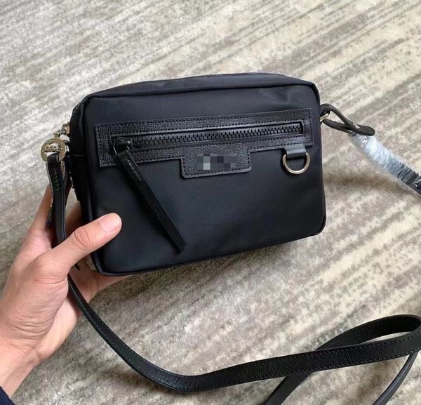 

luxury handbags 2021 new thickened camera men's and women's small square nylon mobile phone single shoulder messenger bag dumpling