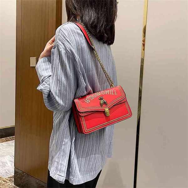 

2021 new fashion spring foreign style texture chain small square women's korean embroidery single shoulder messenger bag