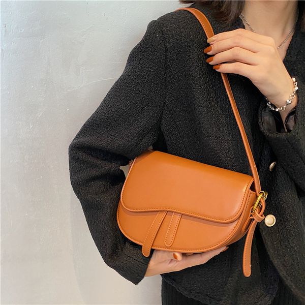 

french minority small women's new fashion autumn single shoulder messenger bag versatile saddle bag
