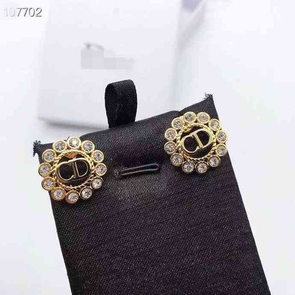 

factory specials aa 2021 new full diamond earrings women's net red temperament versatile letter earrings necklace, Golden;silver