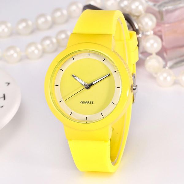

wristwatches ultra-thin ladies quartz watches couple casual simple round dial silicon strap lightweight comfortable s55, Slivery;brown