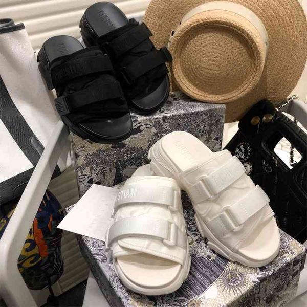 

family's new velcro slippers in 2021 summer, Black