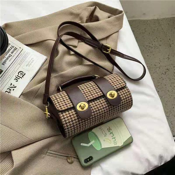 

backpack style fashion retro women's shoulder bag in spring and summer of 2021