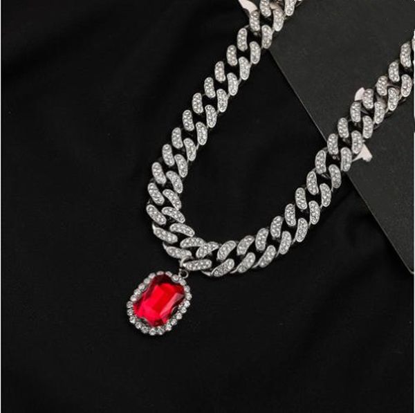 

2021 men and women hip hop pendant necklace silver stainless steel men necklace suitable for party gift manufacturers wholesale