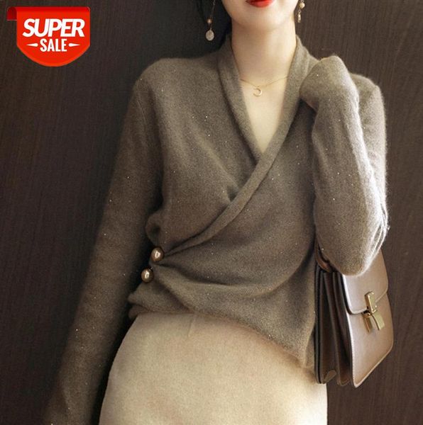 

temperament style big love home cross-neck ol lady's cardigan, pearl button bright silk women's knitting 21 #to67, Black;gray