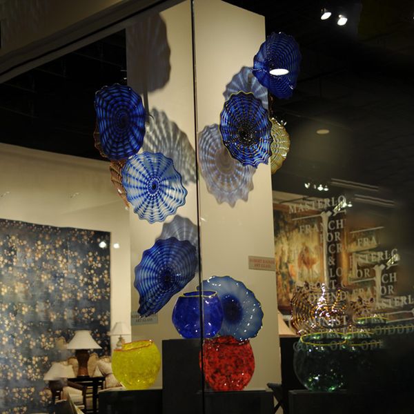 Lampada da parete Fiore in vetro soffiato a mano Piatti sospesi Arte Bella decorazione Colore blu Luci montate Fiori Sconce da 6 a 18 pollici