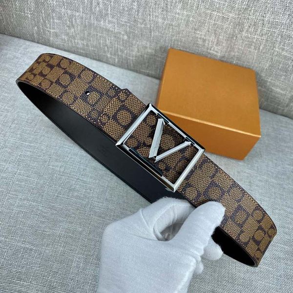 

2022 men's ladies fashion classic designer belts luxury ladies casual gold buckle letter smooth 03, Black;brown