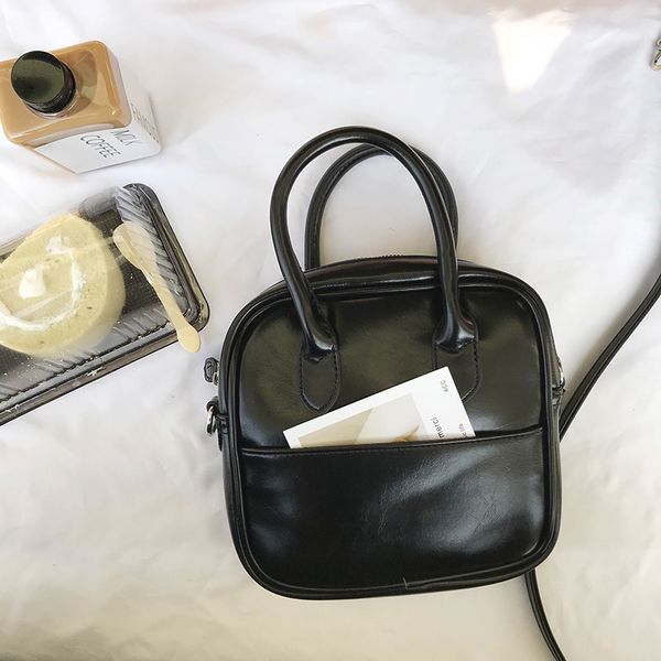 

fashion women's designer small saddle black handle pu leather woman bag lj210203