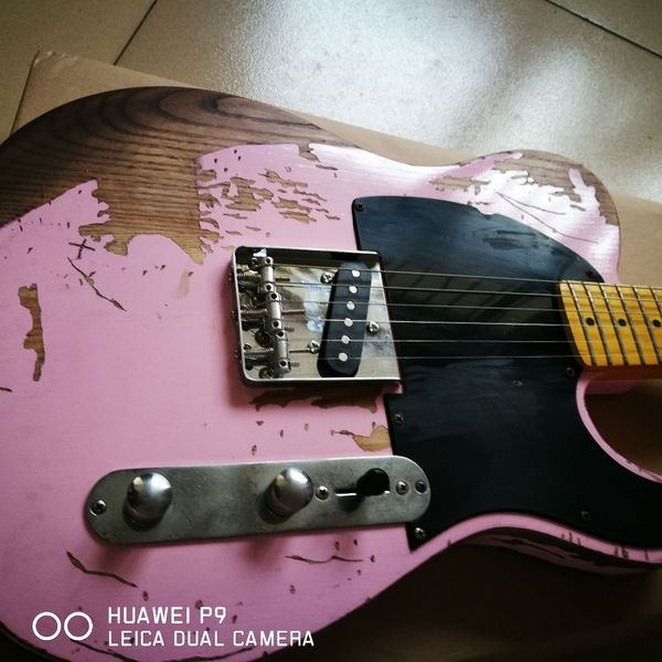 Custom Shop Handmade 1963 Heavy Relic Light Pink Guitarra Elétrica Maple Neck Fingeboard, Dot Inlay, Black Pickugard, Vintage Tuners, Chrome Hardware