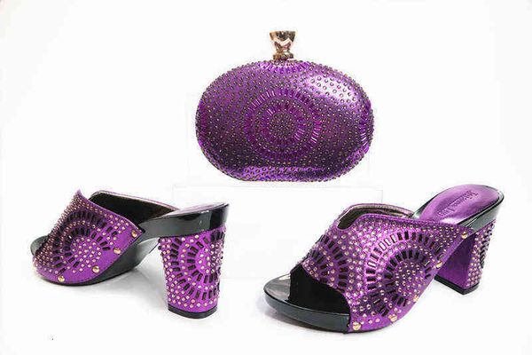 

2021 thick heel pointed purple fish mouth rubber rhinestone leisure wear sandals outside in summer with hand bag, Black