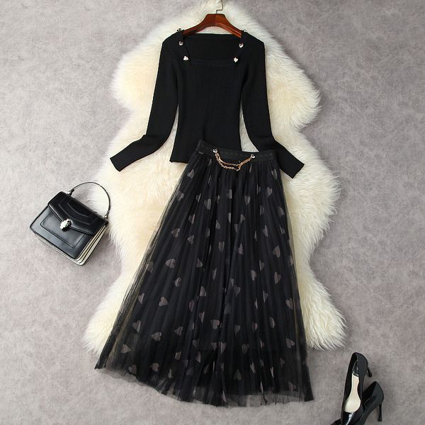 

european and american women's wear new autumn 2022 knitted sweater long sleeves and square neck printed mesh skirt fashion suit, White