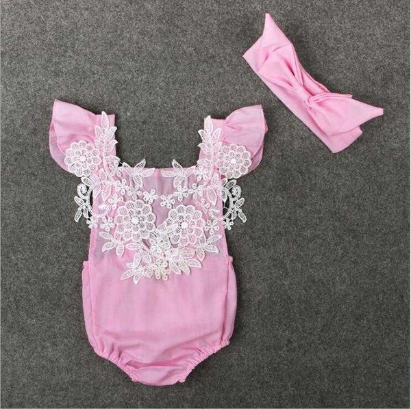 Großhandel Baby Mädchen Puffärmel Spitze Strampler Kleinkinder Kleidung Set mit Stirnband Bebe Blumen Straßenoutfit 210529