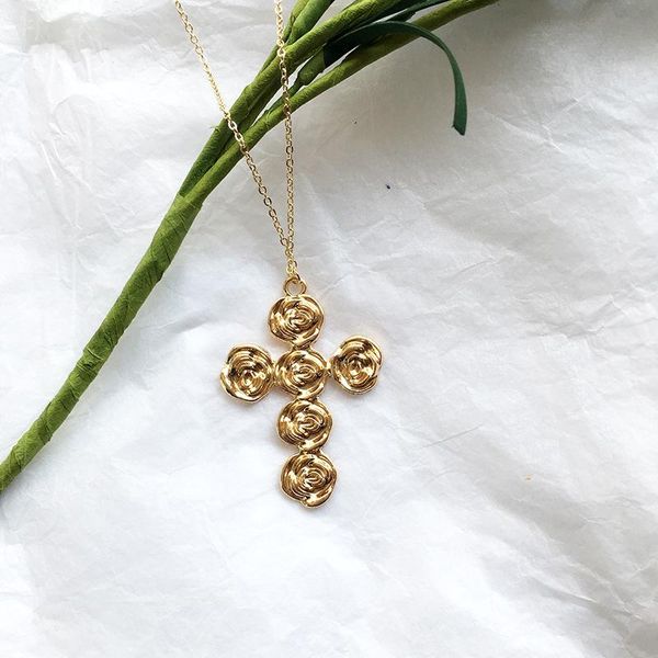 

chains rose flower cross pendant necklaces for women female vintage gold silver color fashion jewelry alloy birthday gift