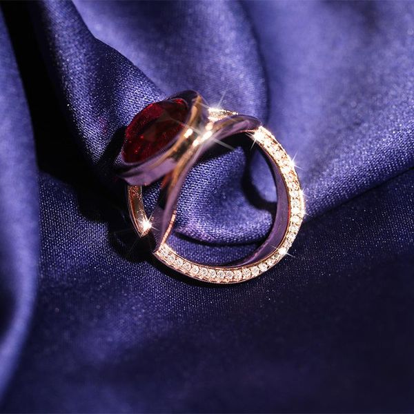 

elegant simple and big zircon wedding rings for women pomegranate red sparkling crystal engagement ring size 6-10 cluster, Golden;silver