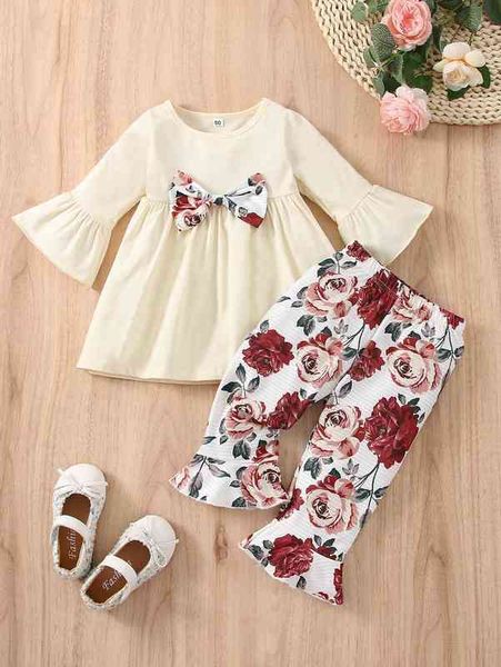 

baby floral print bow trumpet sleeve & flare leg pants she, White