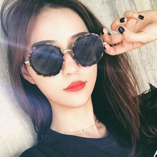 

korean retro round frame sunglasses trendy big women wholesale, White;black