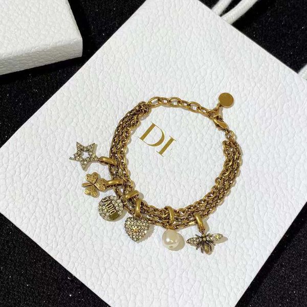 

2021 new designer family multi layer bracelet irregular bee star pendant, Silver
