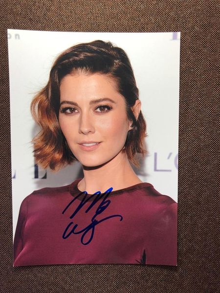 

greeting cards hand signed mary elizabeth winstead autographed po autographs 5*7 inches 89k