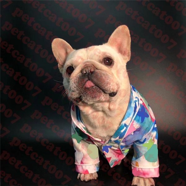 Maglietta per animali domestici stampata colorata Lettere jacquard Giacca per animali domestici Abbigliamento per cani Vestiti per cani Bulldog da viaggio da spiaggia