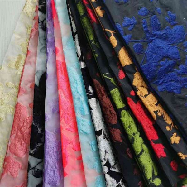 

new cut woven yarn dyed jacquard women's dress fashion fabric, Black;white
