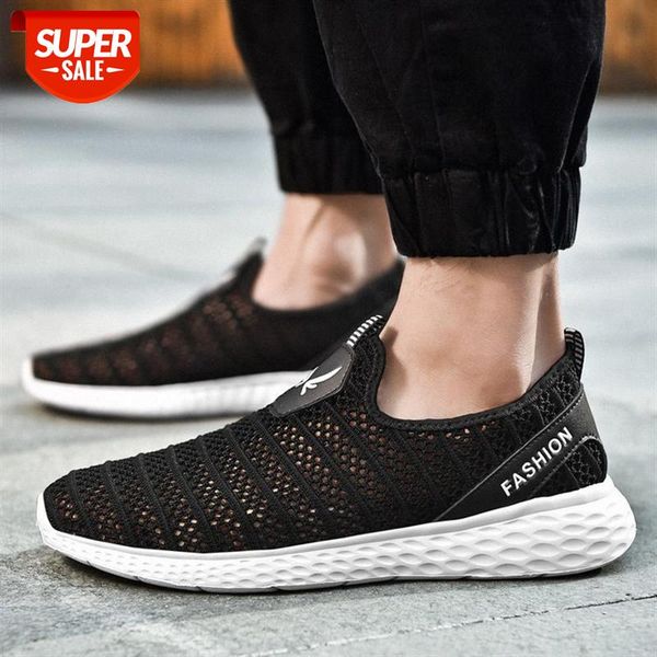 

large size flying woven hollow mesh couple running shoes, one-step lightweight breathable sports shoes for men and women #en7s