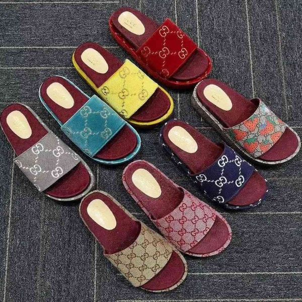 

g embroidered sandals with thick soles and double g-shaped slippers, Black