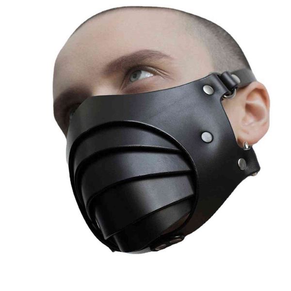 NXY Giocattoli per adulti Bdsm Maschera Punk Pelle Moto Foschia Faccia Maschile Polvere Giochi antivento Bondage Restrizioni Cosplay Giocattoli sessuali per uomini Gay 1201