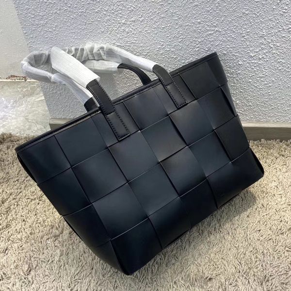 

woven portable cabbage basket bag autumn and winter