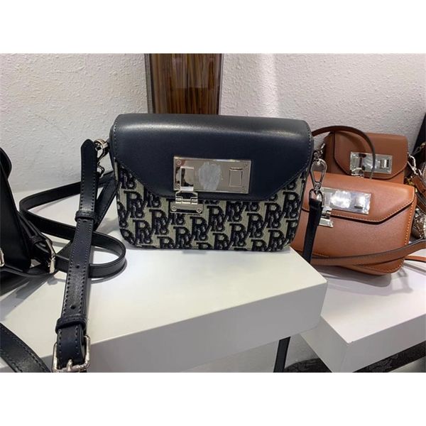 

factory 2021 mobile phone bag square diagonal cross men's and women's same postman designerss luxuryss hand yw