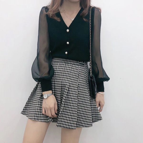 

T-shirt T-shirt 2021 spring and summer new short sweater top women's foreign style minority Lace Chiffon knitted bottom coat Long Sleeve fashion, White