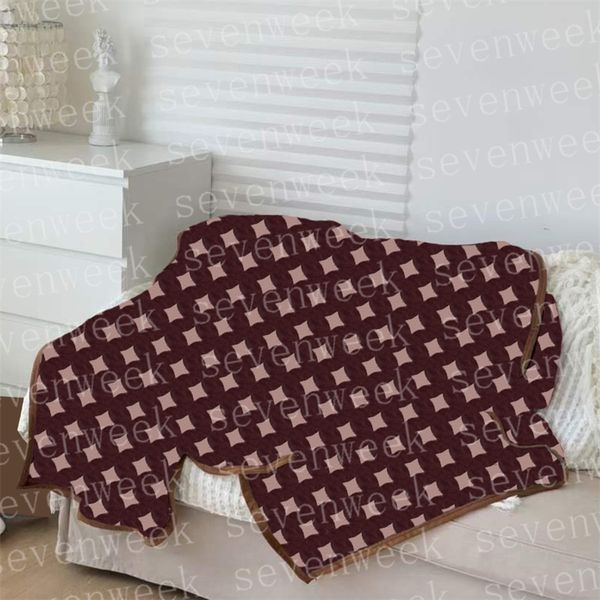 Зимние теплые одеяла шаль полная буква печать женщин шарф высококачественный диван-кровать NAP одеяло дома ковер