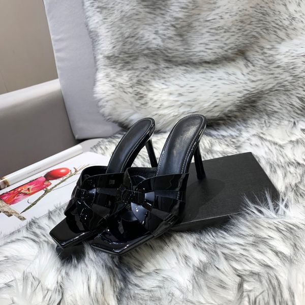 

dress shoes european and american fashion women's fine heel high shallow tip hollow metal quartet buckle single, Black